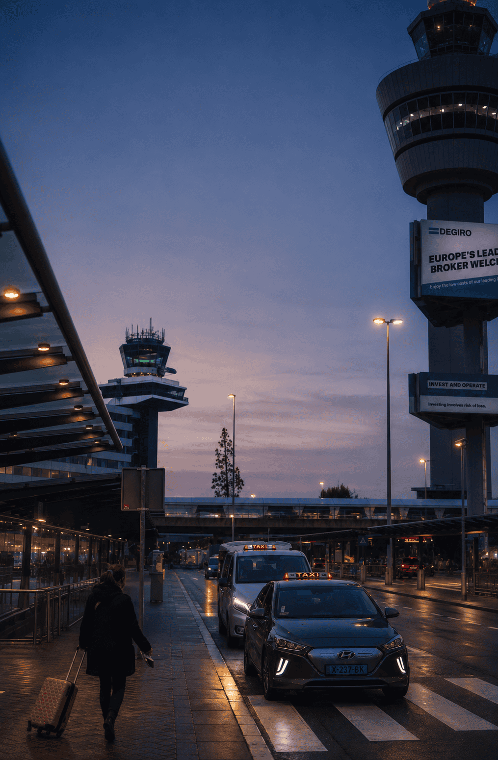 Early morning taxi to Schiphol